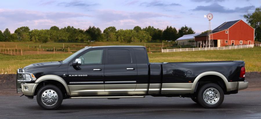  Dodge Ram 5500 Long-Hauler Concept 2011 года  (фото 7 из 14)